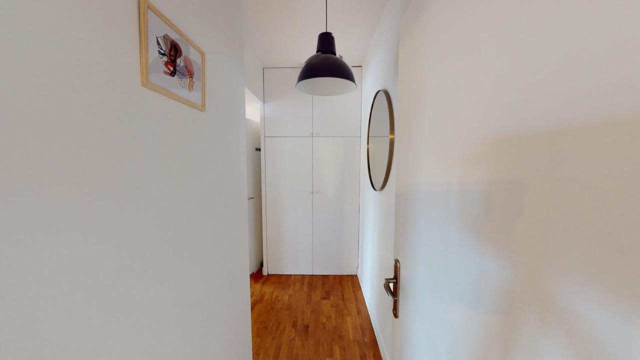 Live Like A Local Stylish 2Br With Balcony & Parking Apartman Saint-Denis  Kültér fotó
